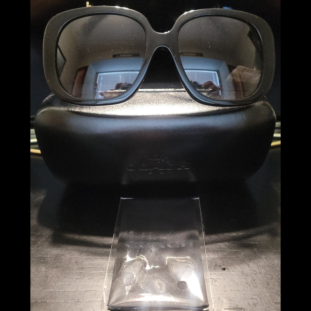 Brand NEW Coach Sunglasses - Picture 8 of 8